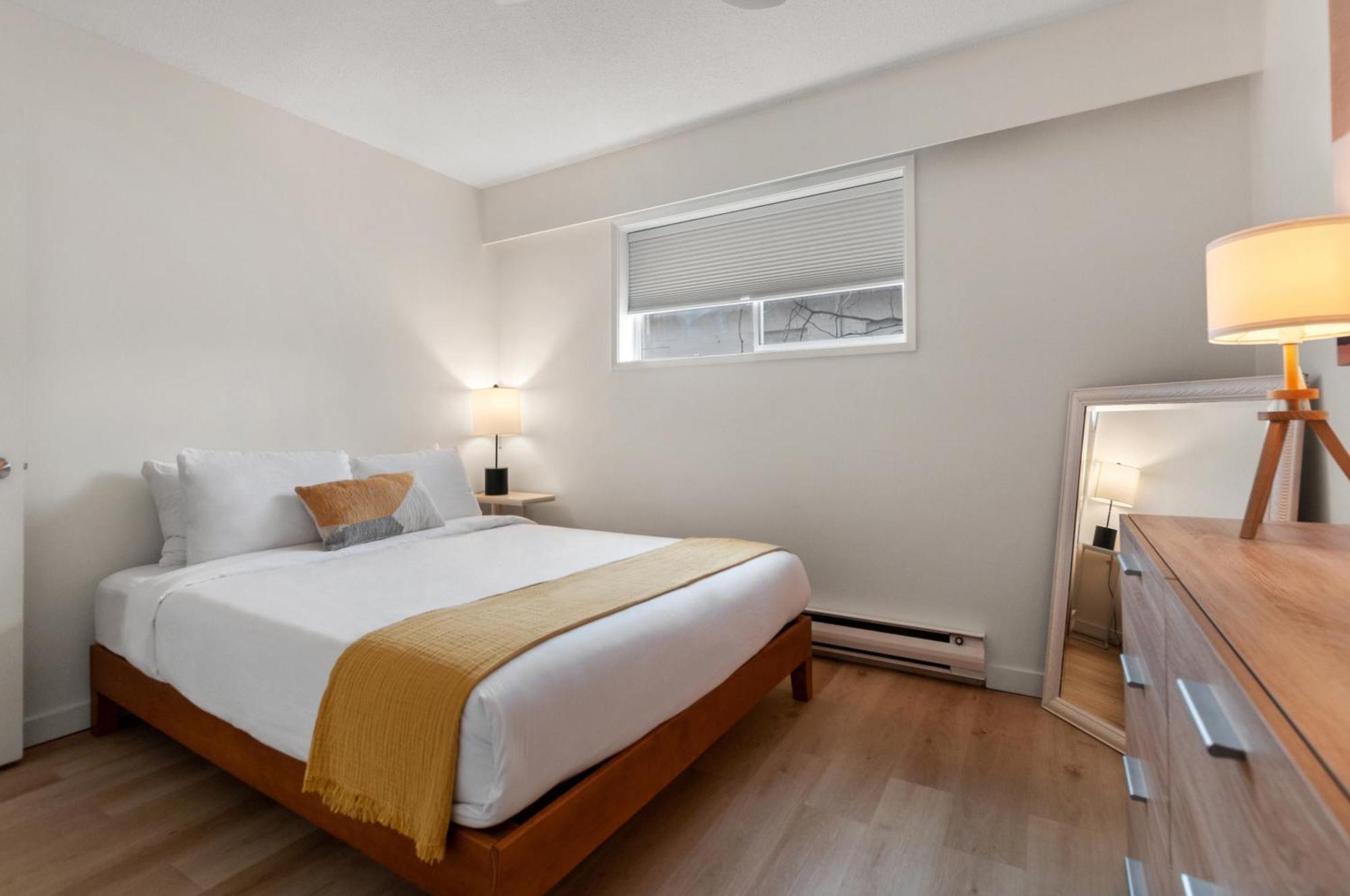 Okanagan Lakefront Resort Пентіктон Екстер'єр фото