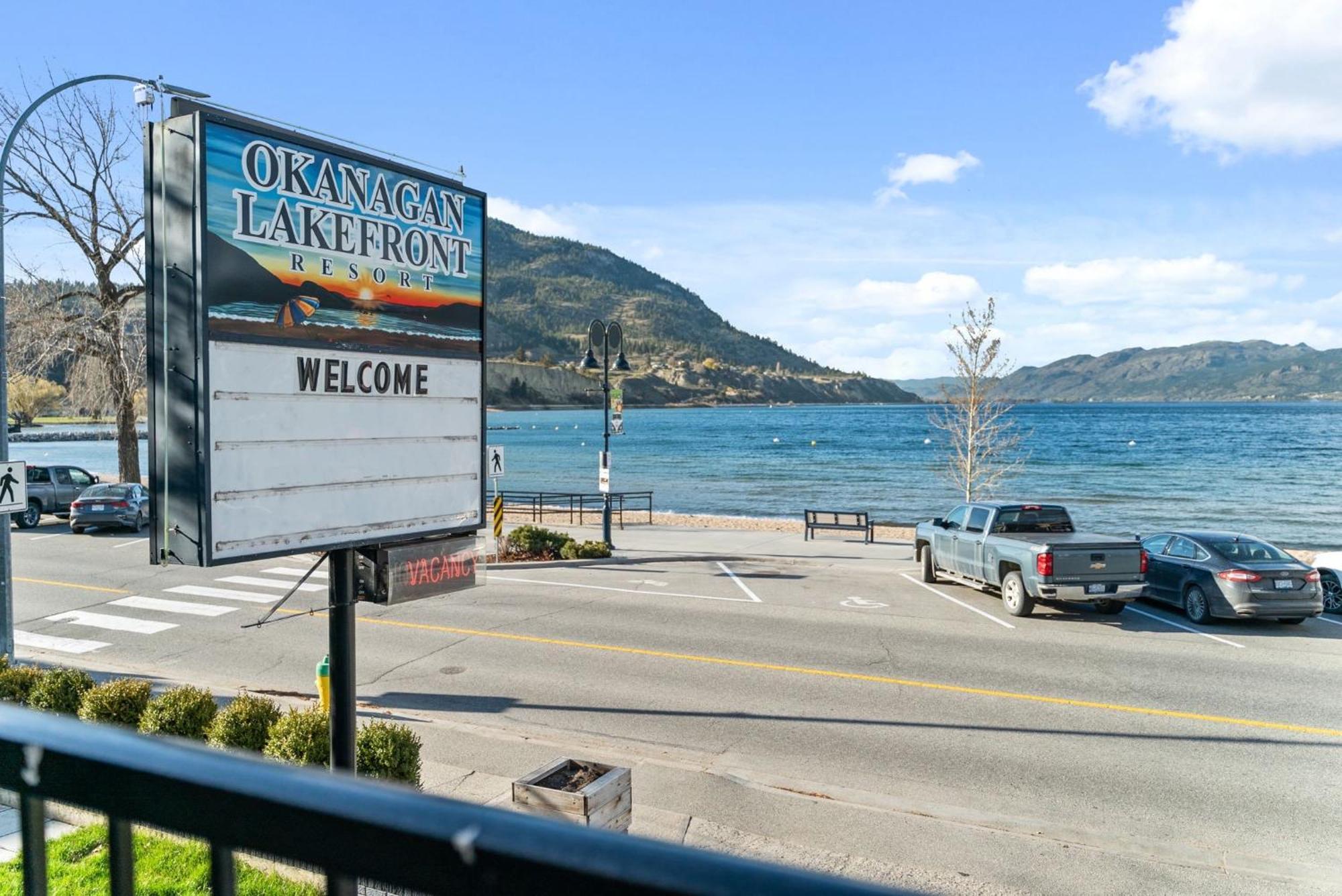 Okanagan Lakefront Resort Пентіктон Екстер'єр фото